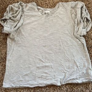 Striped Puff-Sleeve Crewneck Tee - Black & White